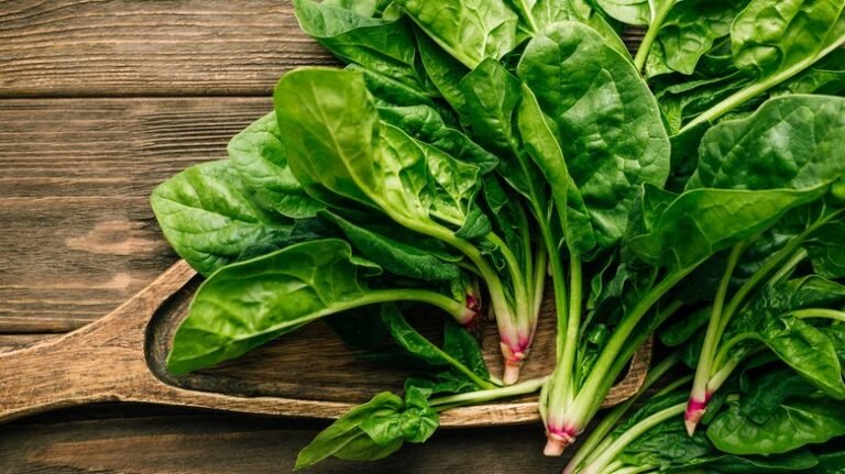 Spinach- A good source of β-carotene